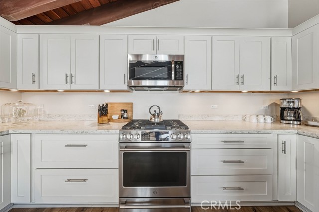 10165 Lakeshore, Clearlake