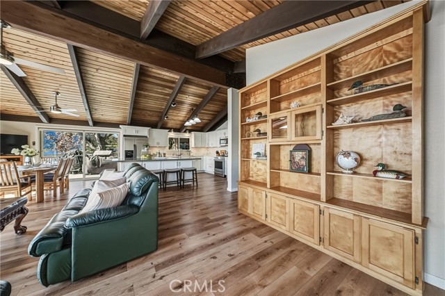 10165 Lakeshore, Clearlake