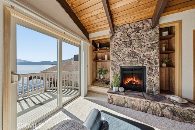 10165 Lakeshore, Clearlake