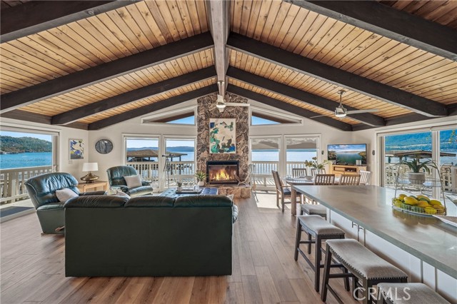10165 Lakeshore, Clearlake