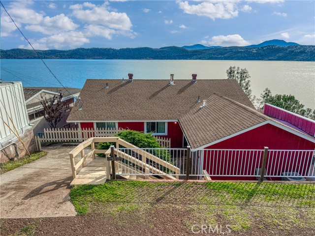 4045 Mesa, Clearlake