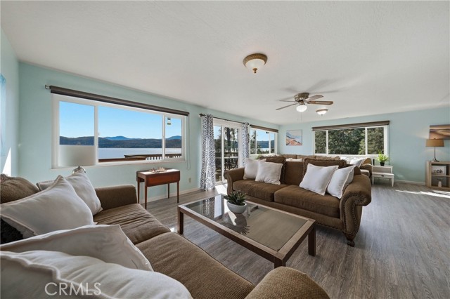 4045 Mesa, Clearlake