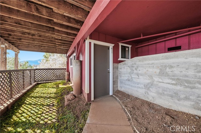 4045 Mesa, Clearlake