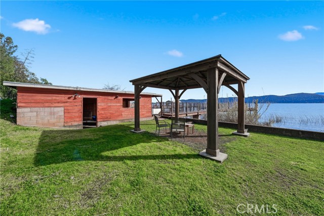 4045 Mesa, Clearlake
