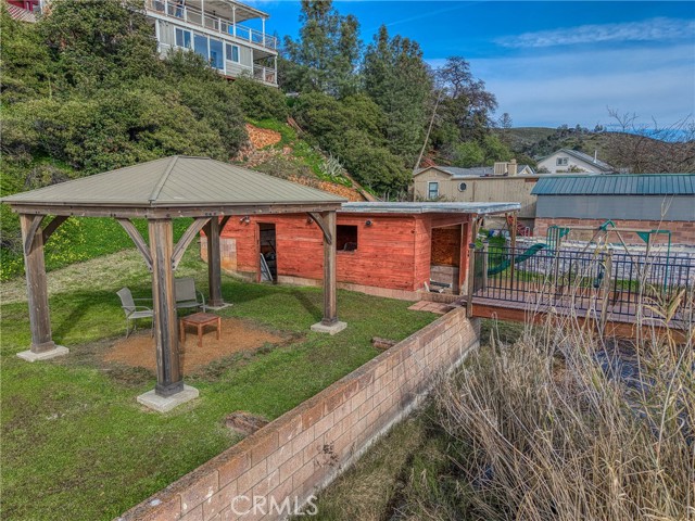 4045 Mesa, Clearlake