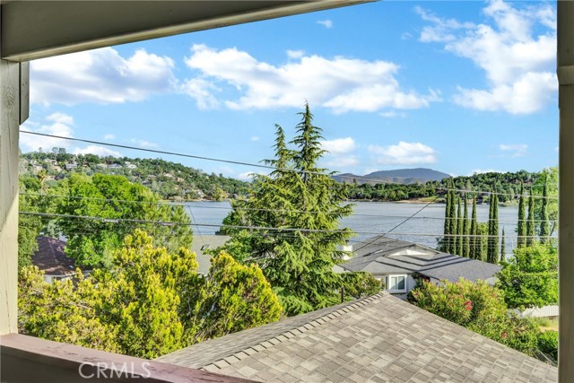18528 North Shore Drive, Hidden Valley Lake
