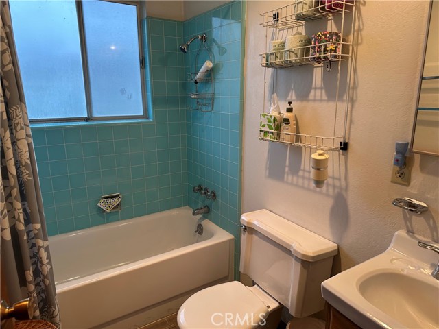 12724 Island, Clearlake Oaks