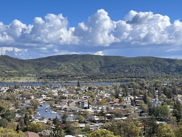 12724 Island, Clearlake Oaks