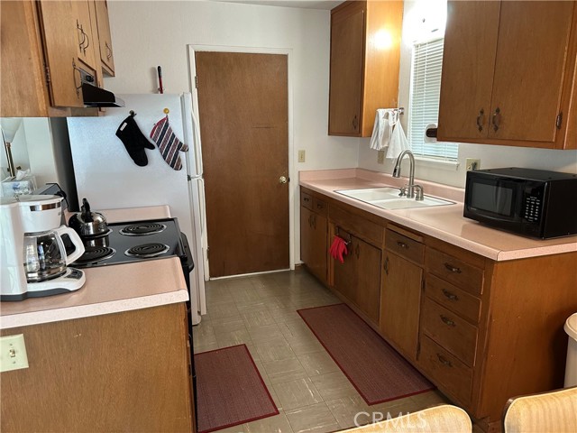 12724 Island, Clearlake Oaks