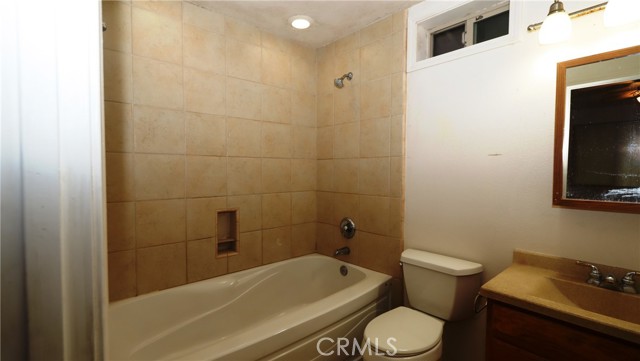 15905 Anderson Way, Cobb