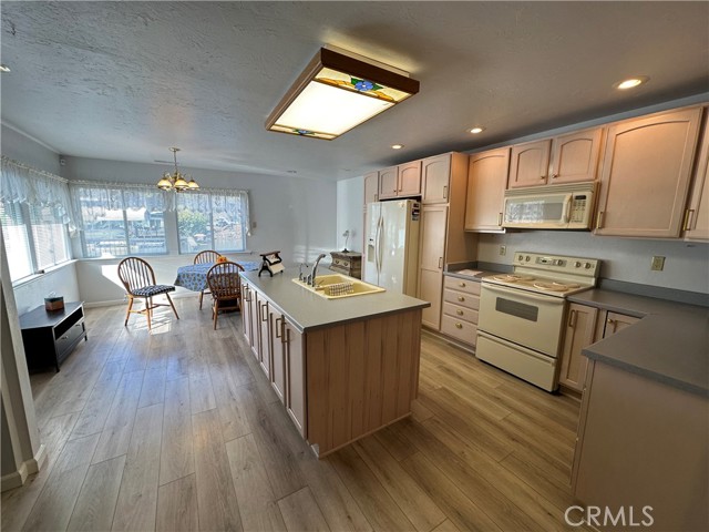 12945 Lakeland, Clearlake Oaks