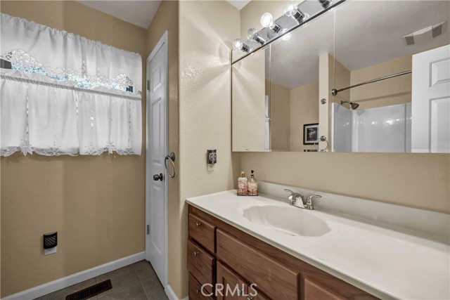 17120 Knollview Drive, Hidden Valley Lake