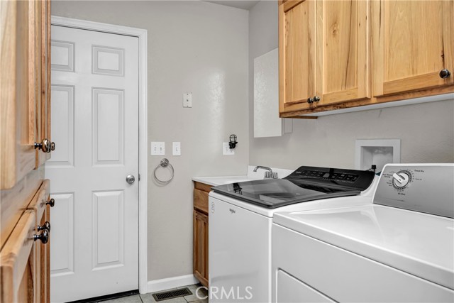 17120 Knollview Drive, Hidden Valley Lake