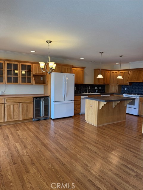 17120 Knollview Drive, Hidden Valley Lake