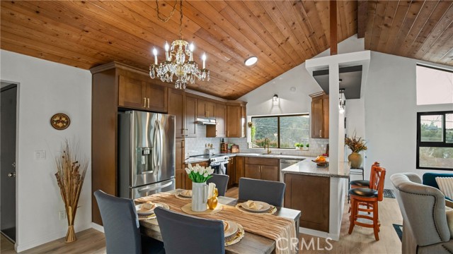 10214 El Dorado Way, Kelseyville