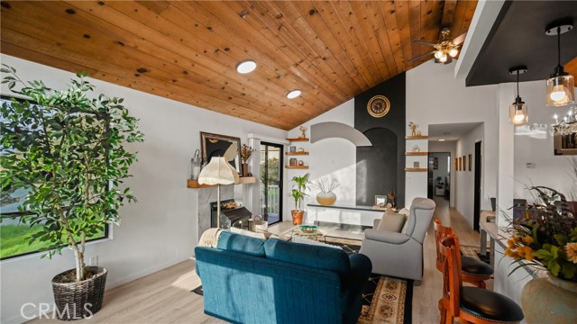 10214 El Dorado Way, Kelseyville