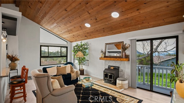 10214 El Dorado Way, Kelseyville