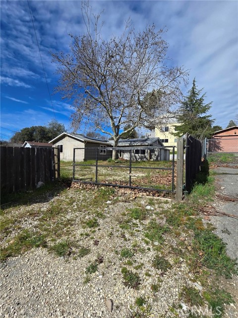 13920 Manakee, Clearlake