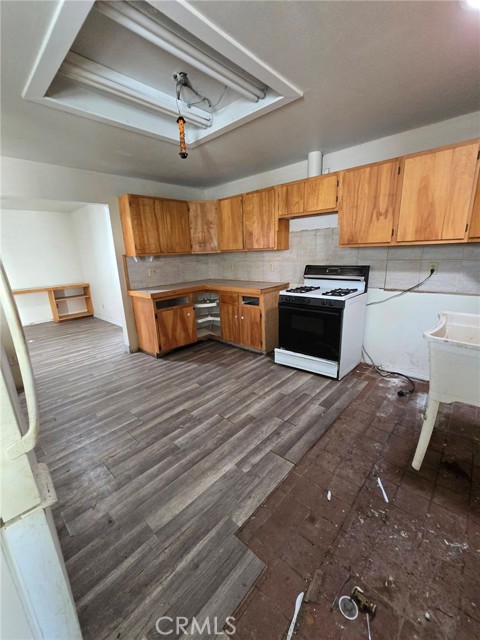 13920 Manakee, Clearlake