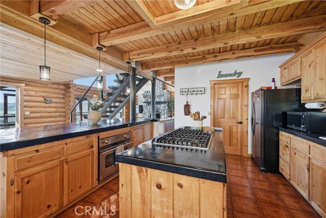 7001 Glebe, Kelseyville