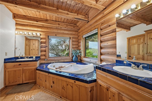 7001 Glebe, Kelseyville