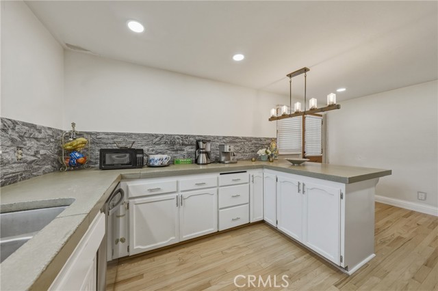 1001 Louis Way, Lakeport