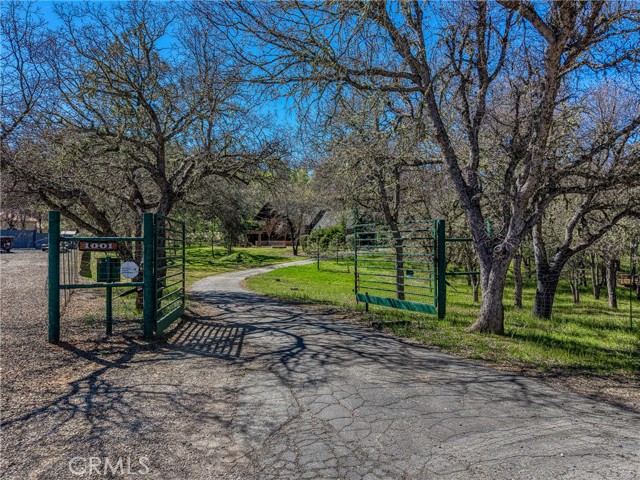 1001 Louis Way, Lakeport