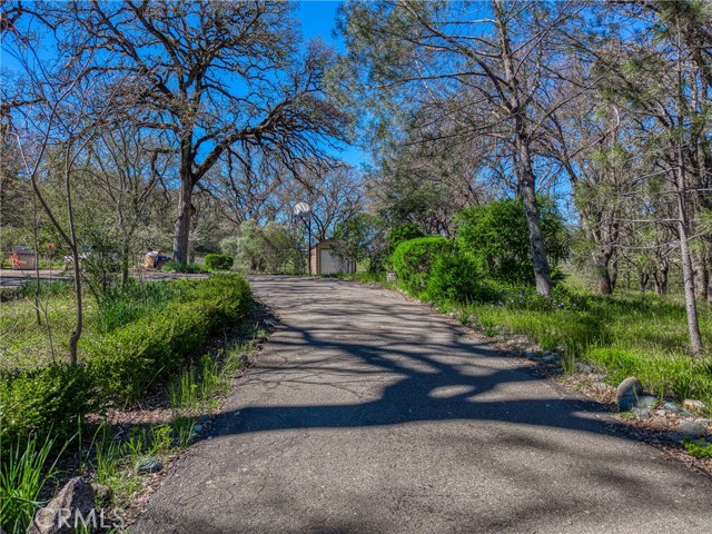 1001 Louis Way, Lakeport