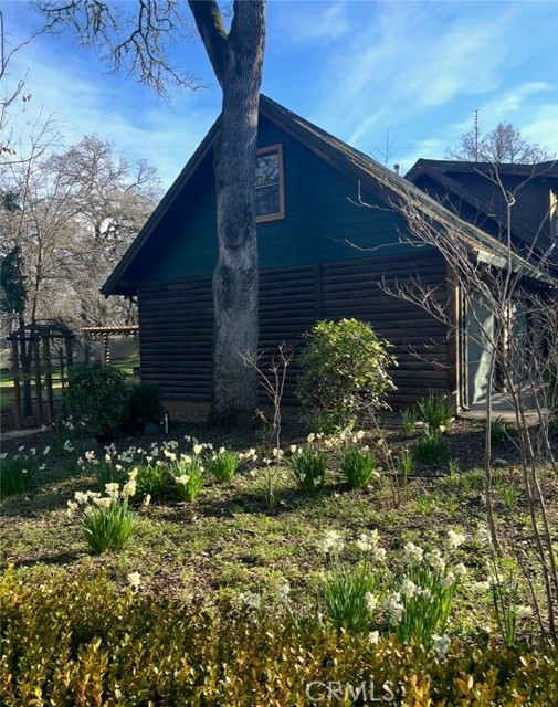 1001 Louis Way, Lakeport