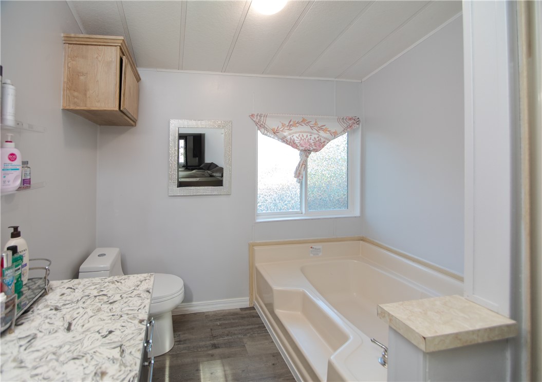 15894 35th Avenue, Clearlake