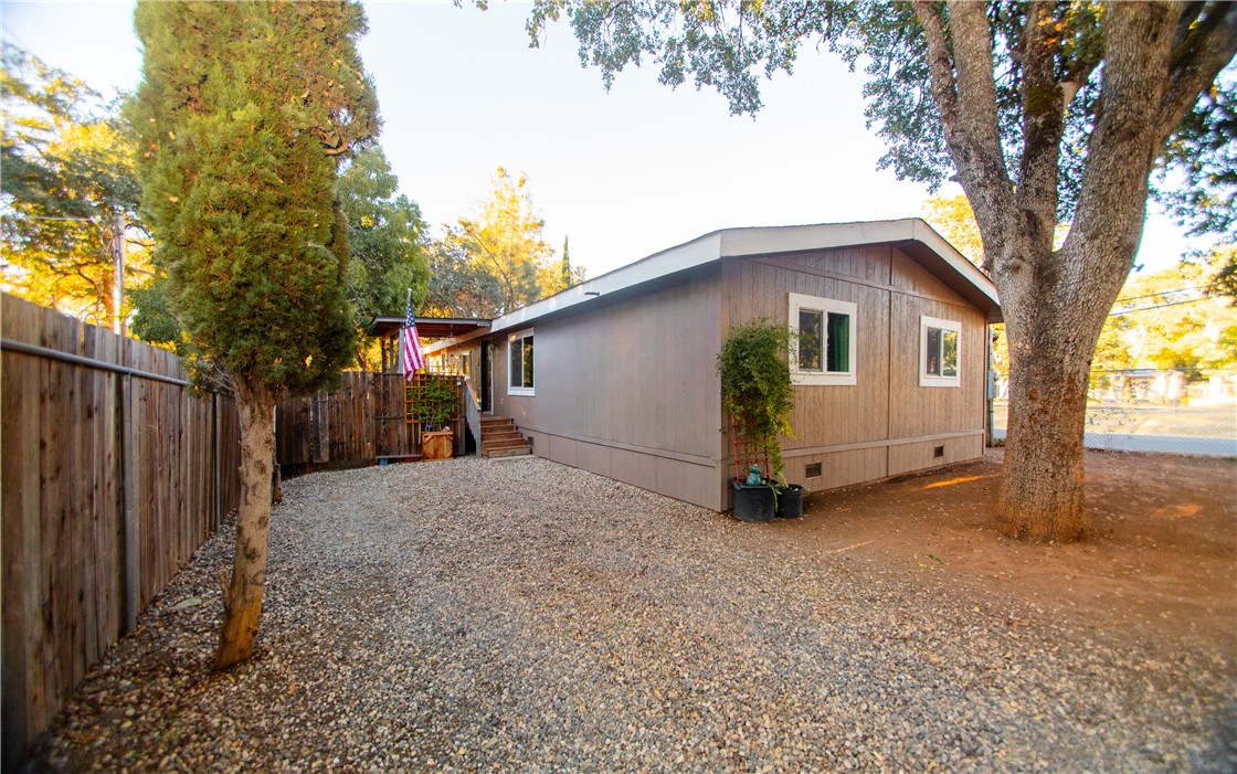 15894 35th Avenue, Clearlake