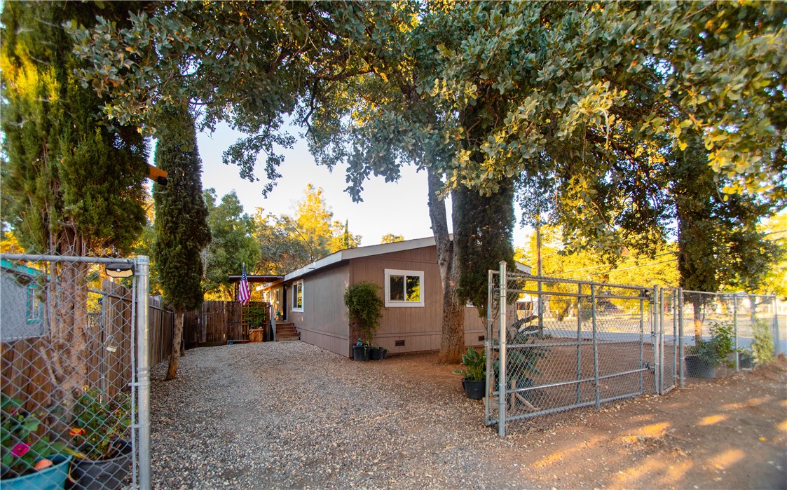 15894 35th Avenue, Clearlake
