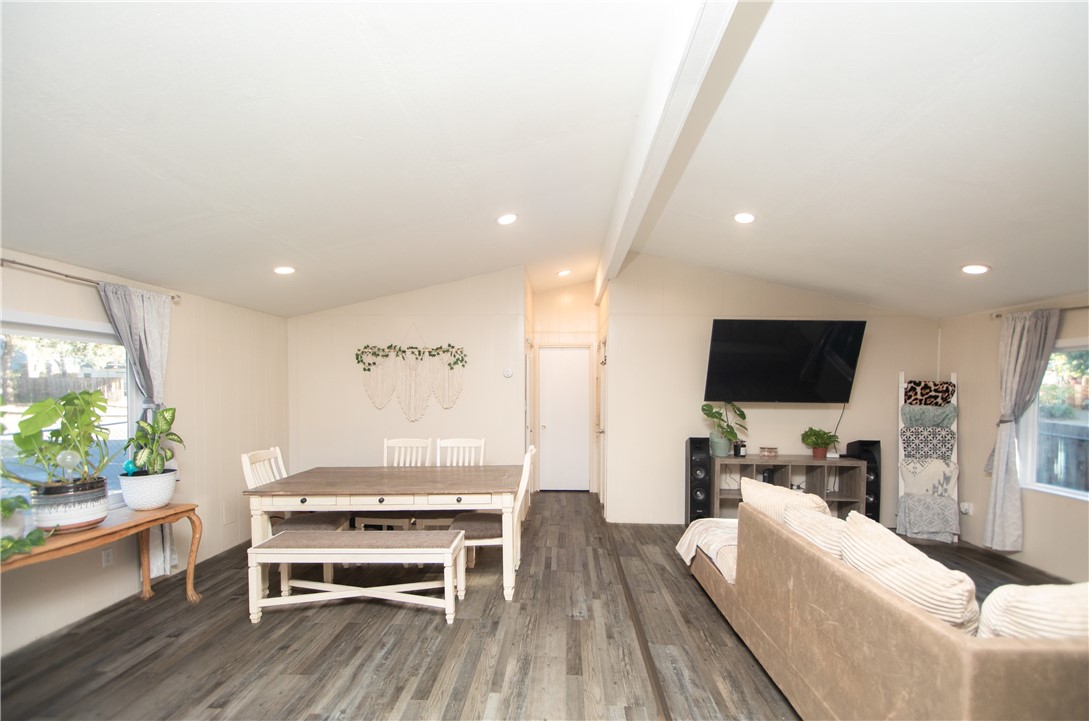 15894 35th Avenue, Clearlake