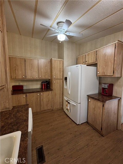 3950 Emile Avenue, Clearlake