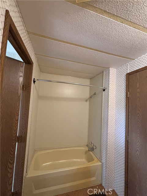 3950 Emile Avenue, Clearlake