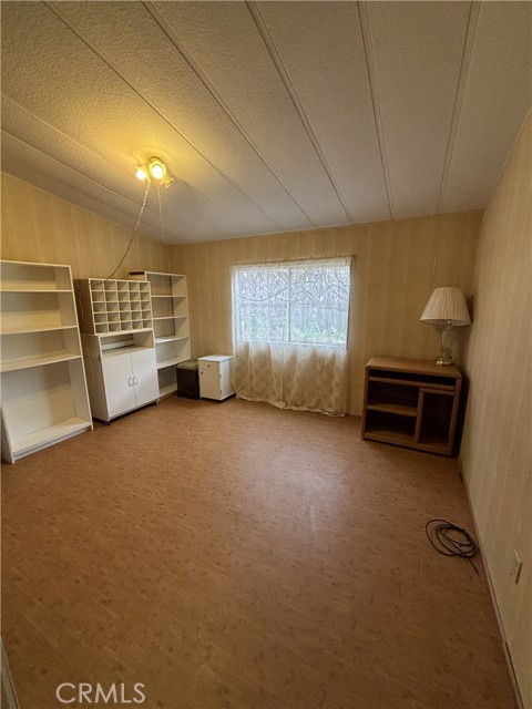 3950 Emile Avenue, Clearlake