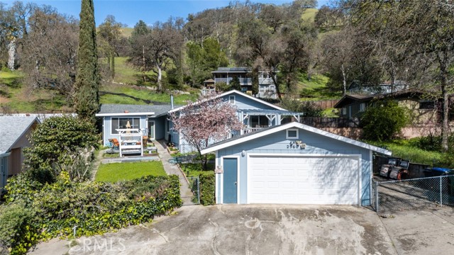 2960 Oak Crest Avenue, Lucerne
