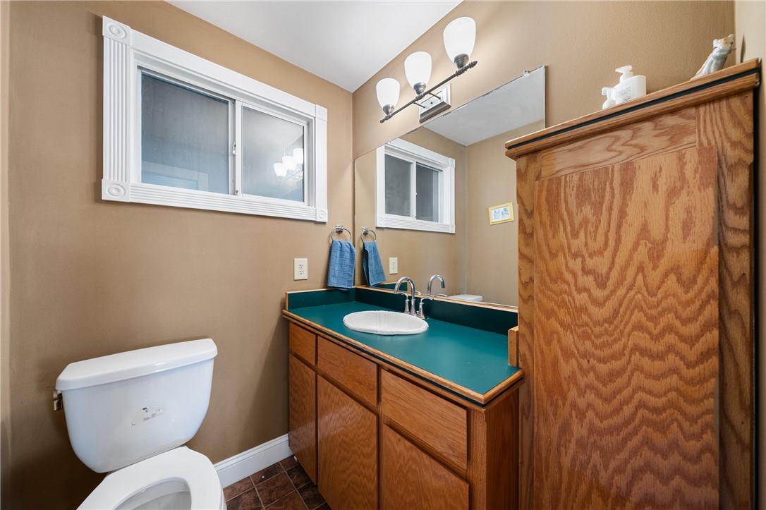 12620 Lakeshore Drive, Clearlake
