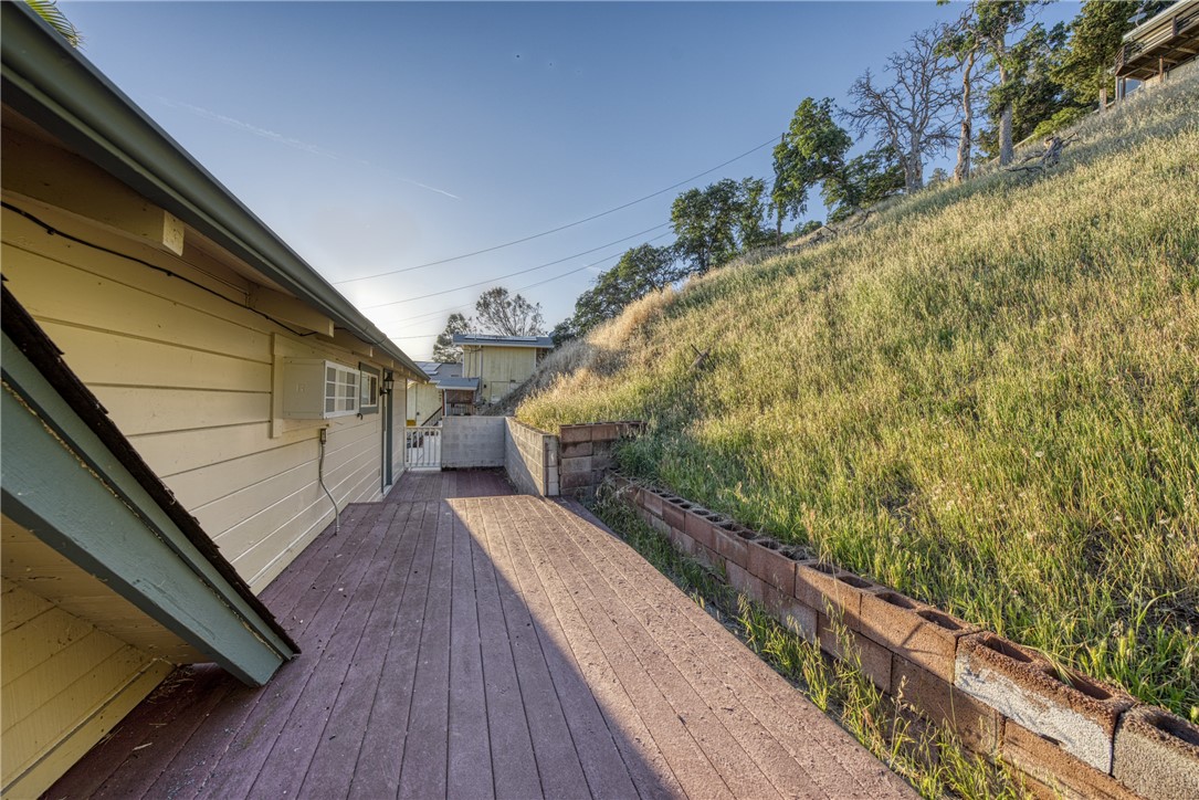 12620 Lakeshore Drive, Clearlake