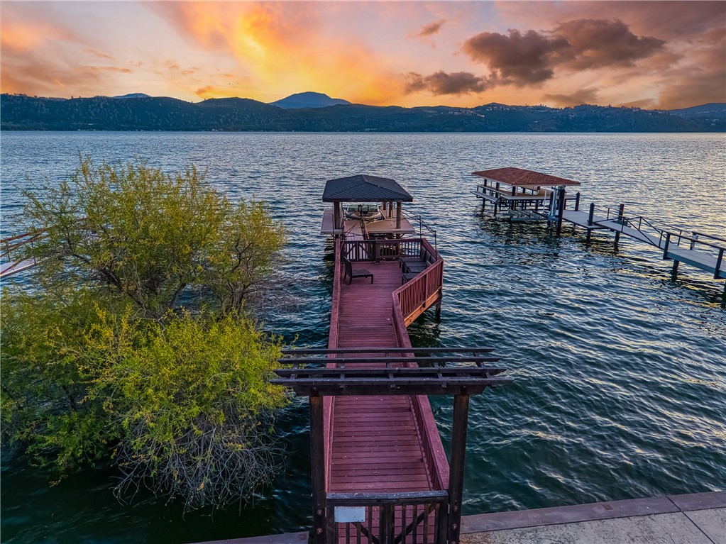 12620 Lakeshore Drive, Clearlake