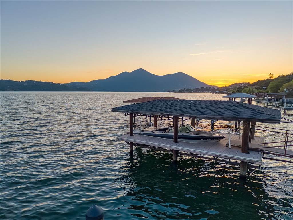 12620 Lakeshore Drive, Clearlake