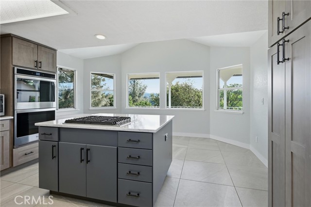 18669 Deer Hill, Hidden Valley Lake