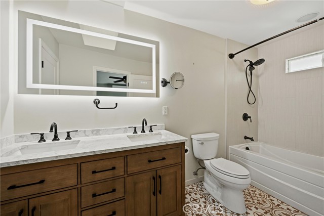 18669 Deer Hill, Hidden Valley Lake