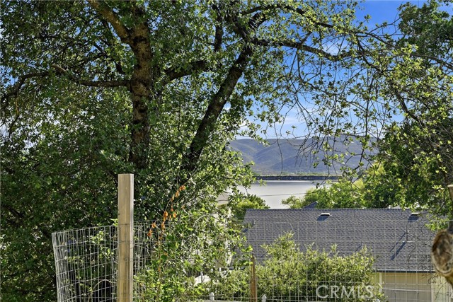 18669 Deer Hill, Hidden Valley Lake