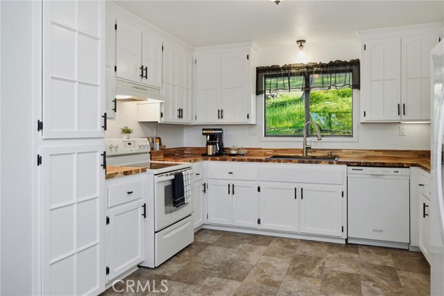 19004 Deer Hill, Hidden Valley Lake