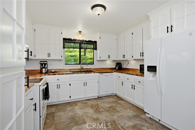 19004 Deer Hill, Hidden Valley Lake