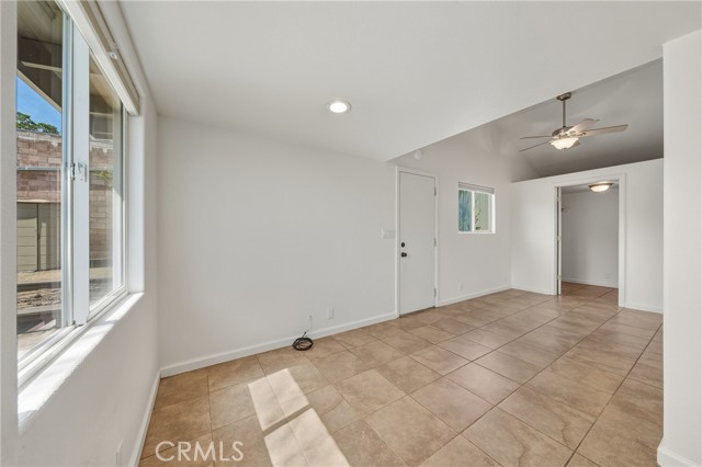 50 E, Lakeport