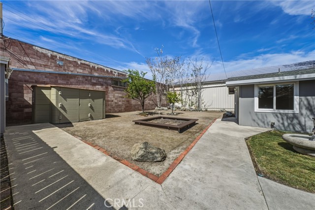 50 E, Lakeport
