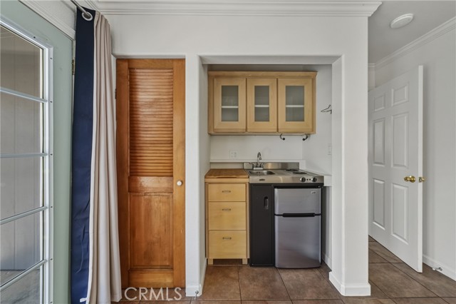 50 E, Lakeport