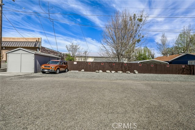 50 E, Lakeport